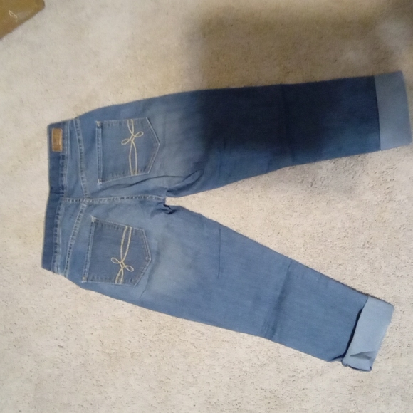 Levi's Denizen pull on crop - Picture 2 of 2